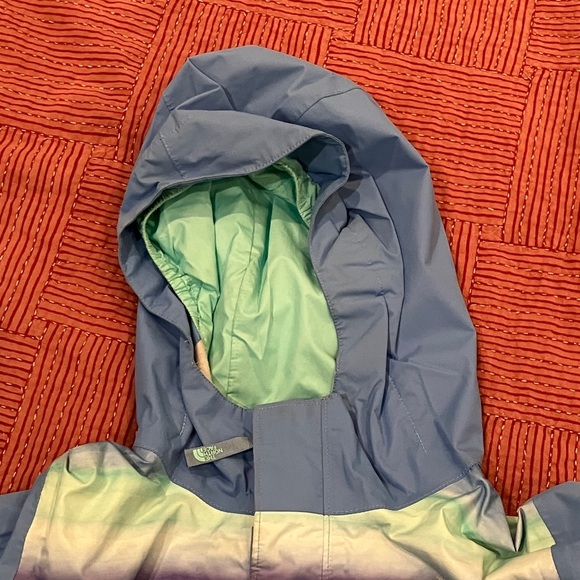 The North Face Kids Multicolor Striped Raincoat - Picture 14 of 16